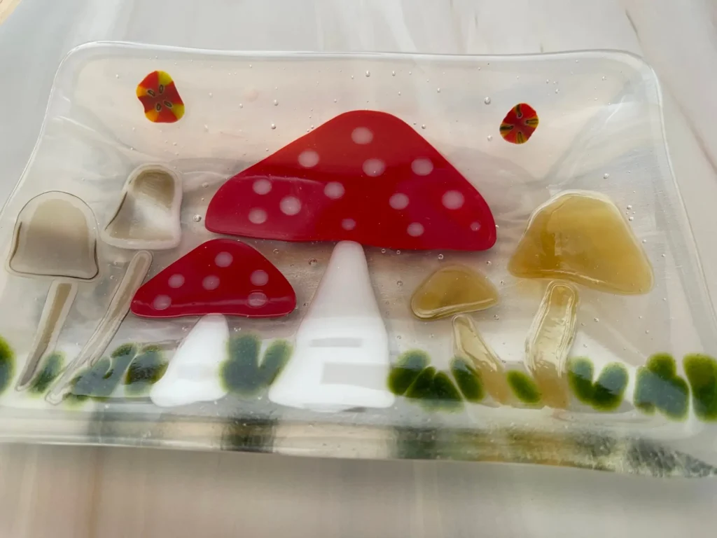 Mushroom Small Dish 4″ x 6″ - Fused Glass