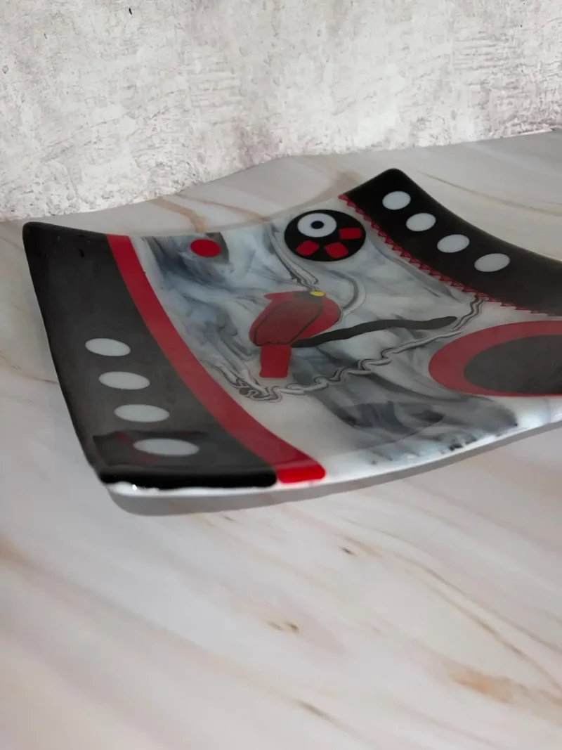 Red Robin Plate 12’x12′ - Fused Glass