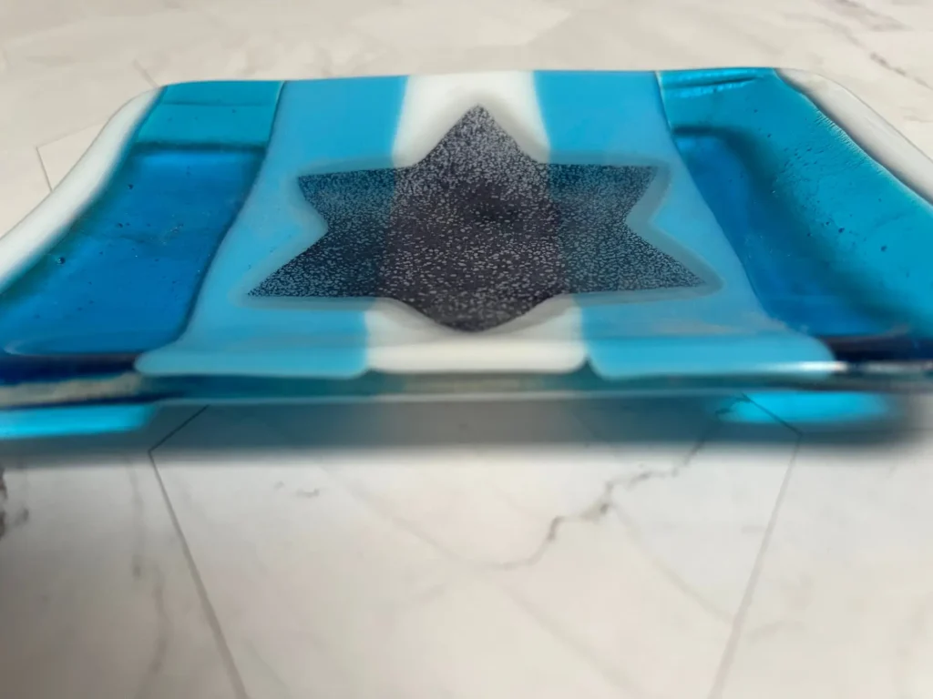 Star of David small tray with blue and white stripes 6" x 4" - Image 3