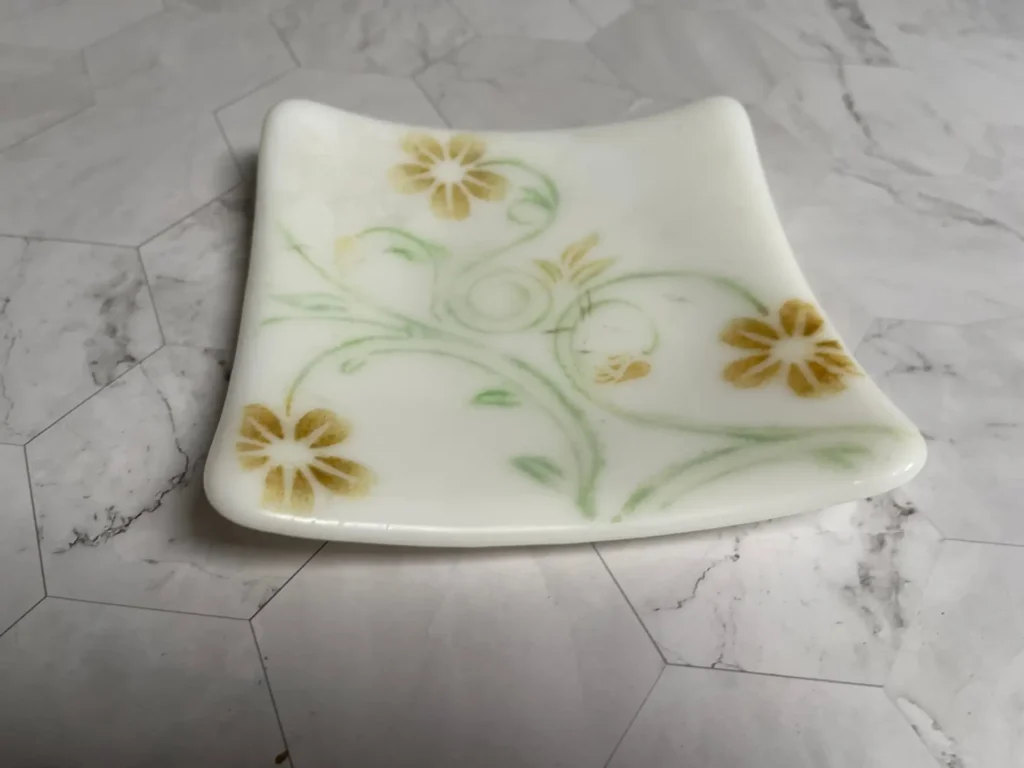 Flora the Flower Dish 6″ x 6″ - Fused Glass