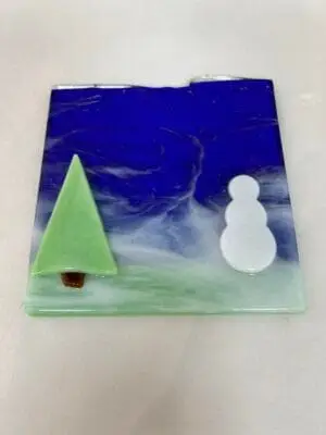 winter-whimsy-fused-glass-scene