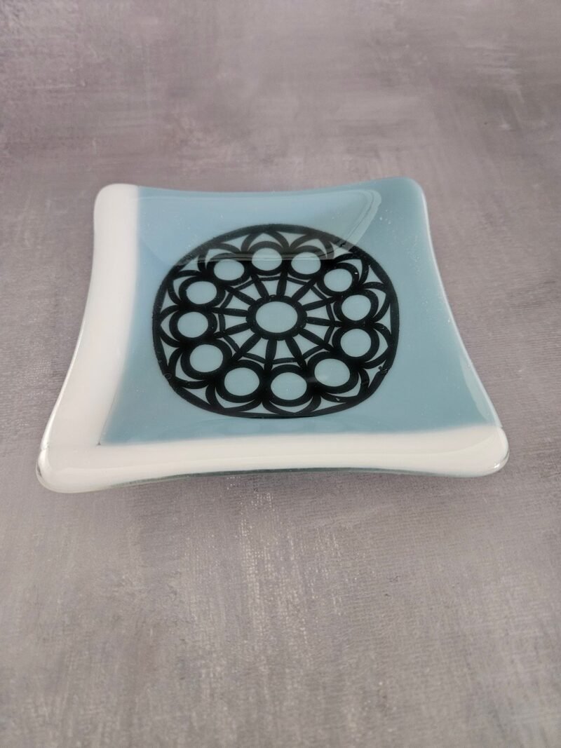 Echo Circle - Stained Glass